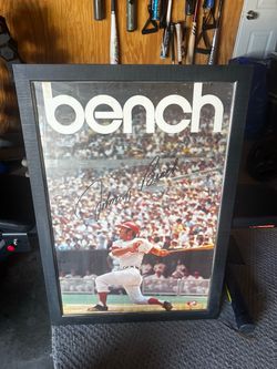 Signed Johnny Bench phot frame