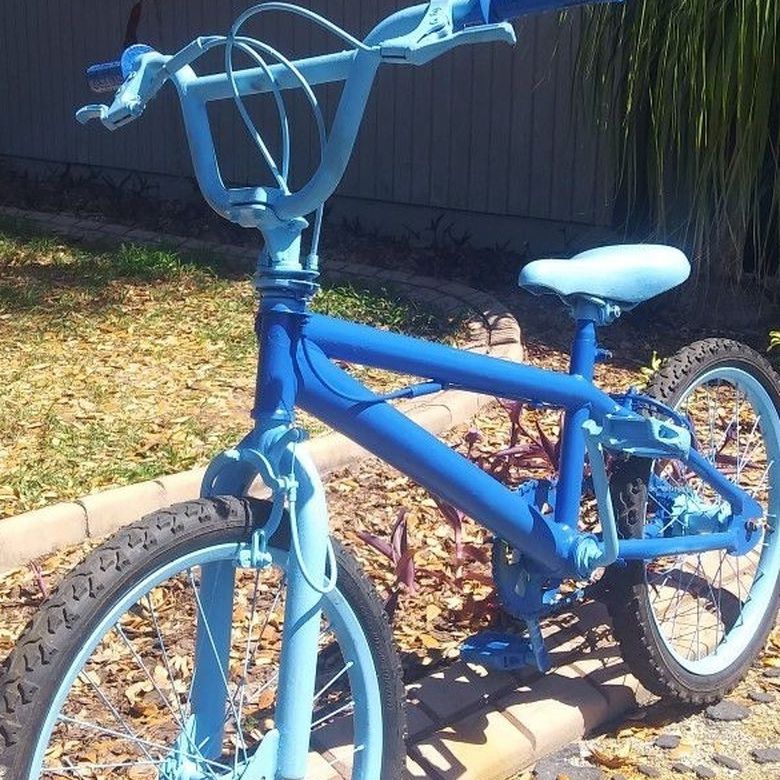 1997 HUFFY Half Ton Bmx Bike for Sale in Dade City, FL - OfferUp