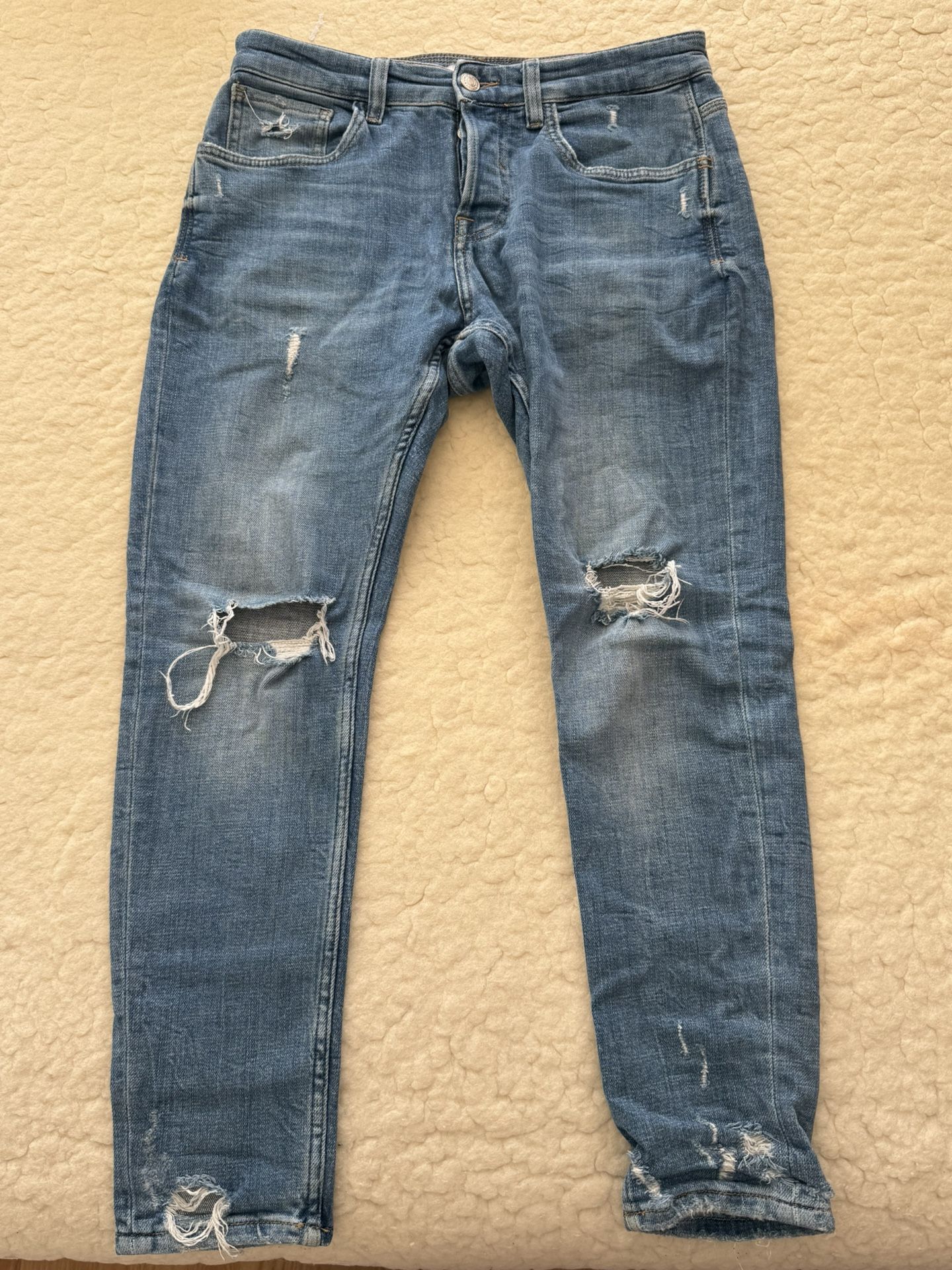 Zara Men’s Denim Distressed Jeans - USA 31