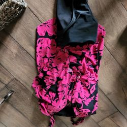 2 piece bathing suit size 18