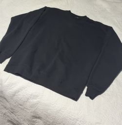 Black & White Comfy Longsleeve