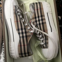 Man’s Burberry Shoes