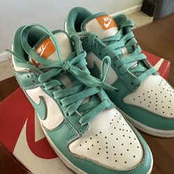 Nike Dunk Low, Women’s 6.5