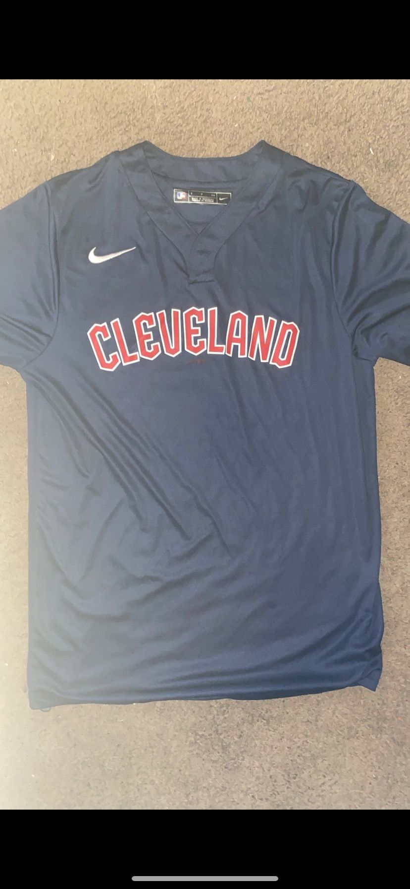 Cleveland Guardians shirt (Small)