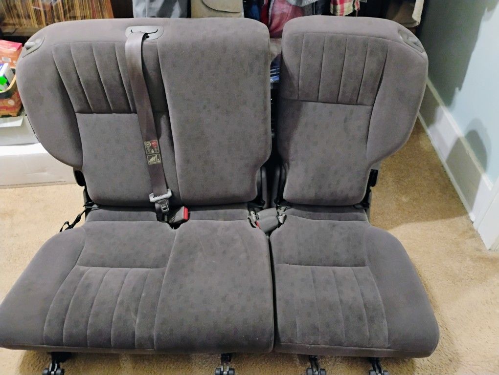 PT Cruiser Rear Seats