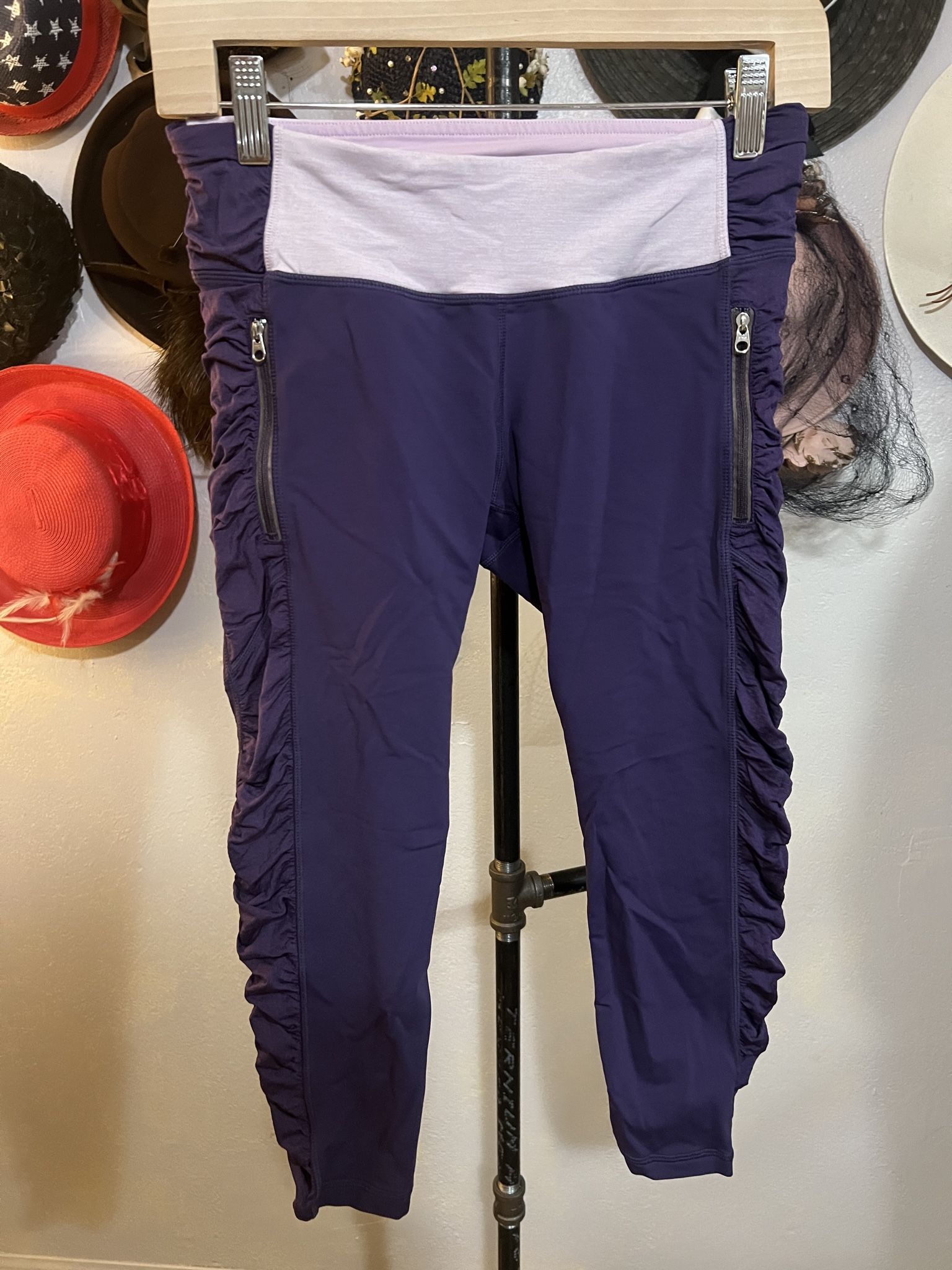 Lululemon z4 ruffled capri athletic leggings , size 6, purple
