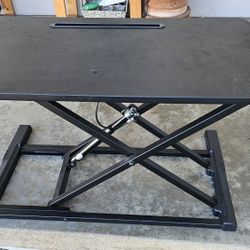 Adjustable Standing Desk 