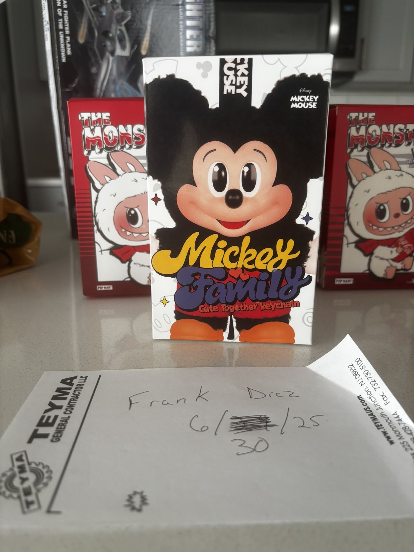 Mickey Family Keychain Brand New