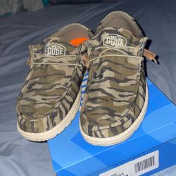  Camo Hey Dudes 