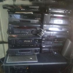 Home Stereo Receivers/Amplifiers / Blu Reys