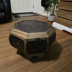 Octagonal Hinged Chest 