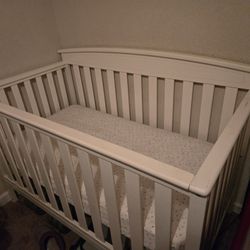 White Delta Crib With Mattress