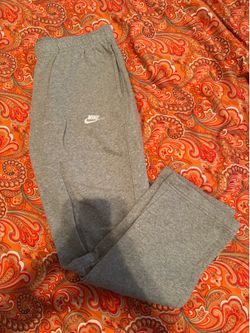 Nike Sweatpants ( L )