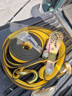          2  - TOTAL RATCHET  STRAPS  