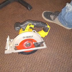 Dewalt Circular Saw 
