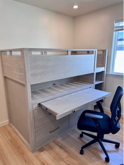Loft bed / Pottery Barn Cleary Brushed fog excellent condition