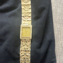 14k Geneve Gold Watch 