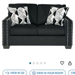 Loveseat/ 2 Seat Sofa Black 