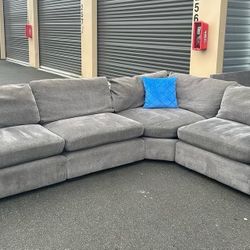 Sectional Couch 