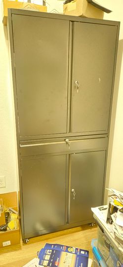 Metal Garage/Office Storagw Cabinet