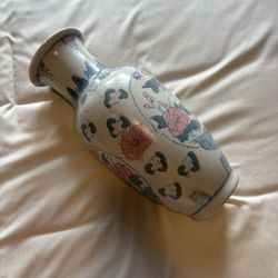 Vintage Chinoiserie Pink Floral Porcelain Vase