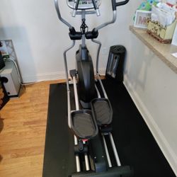 ELLIPTICAL FOR SALE $600‼️