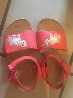 Size 10 girls sandals