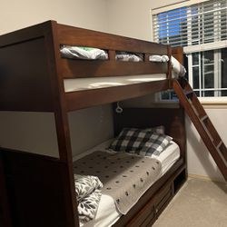 Twin Size Bunk Bed