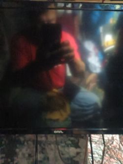 26" onn roku tv