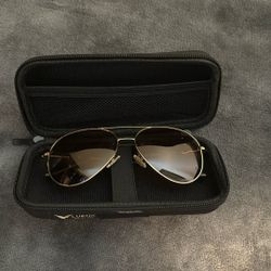 Luenx On My Way Aviator Polarized Sunglasses Metal Gold Black