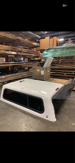 White Century Camper Shell - 6ft