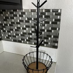 Mug Tree With Storage Basket 