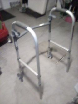 Foldable Walker