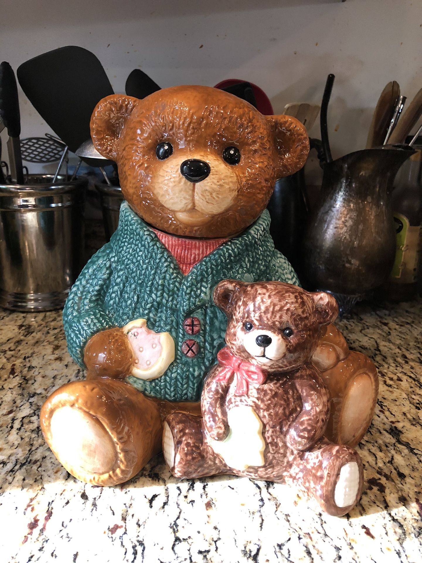 Large teddy bear cookie jar