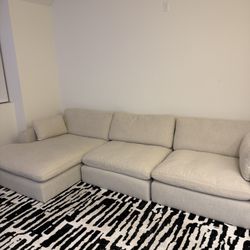 1 Month Old Sectional For Sale 