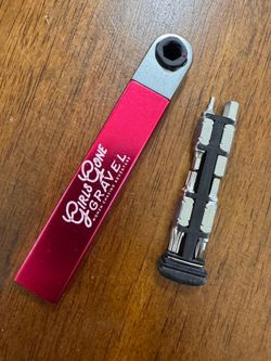 Prestacycle PocketRatchet  – 27% Lighter Pocket Multi-Tool | Compact Reversible Ratchet with 8 Double-Ended Bits Stored in Handle | Heavy-Duty 30Nm Bi
