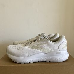 Brooks Ghost 16