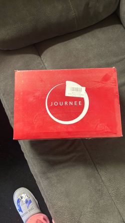 Journee Collection Lola Shoes Box