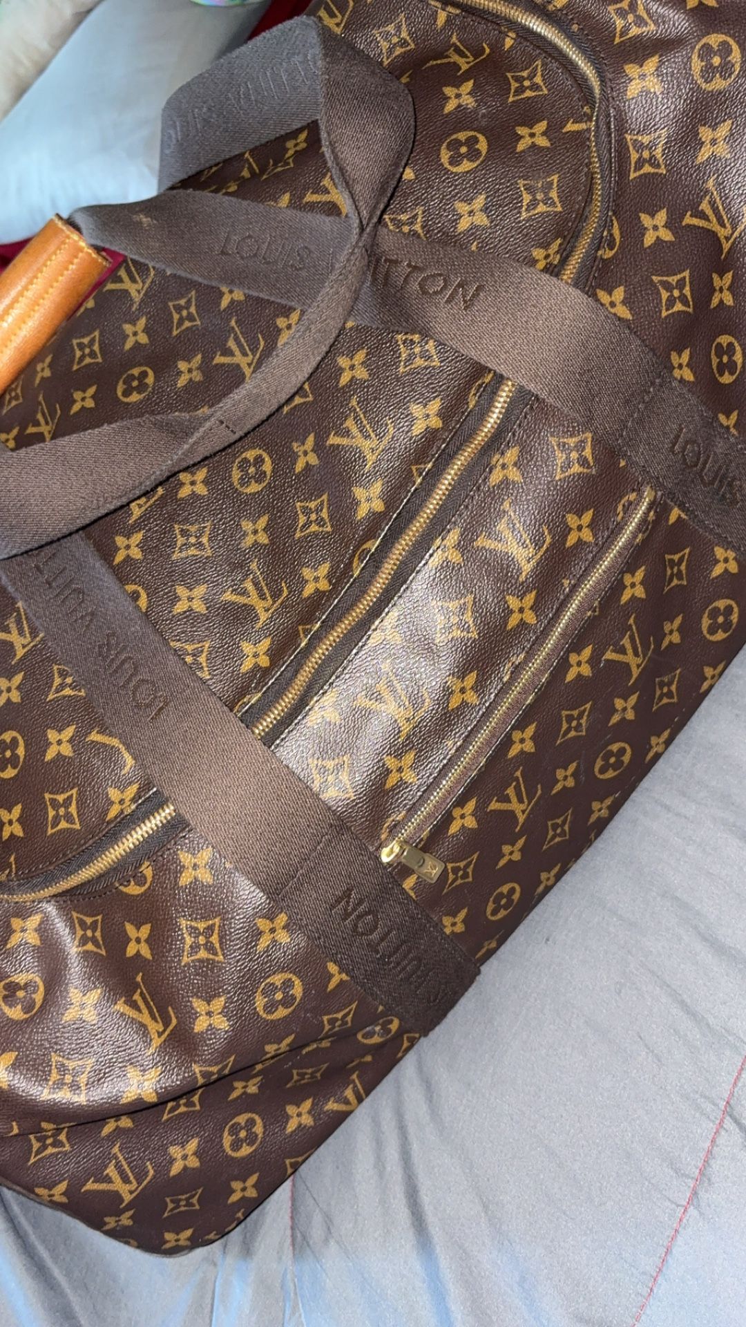 LV Duffle Bag 💼