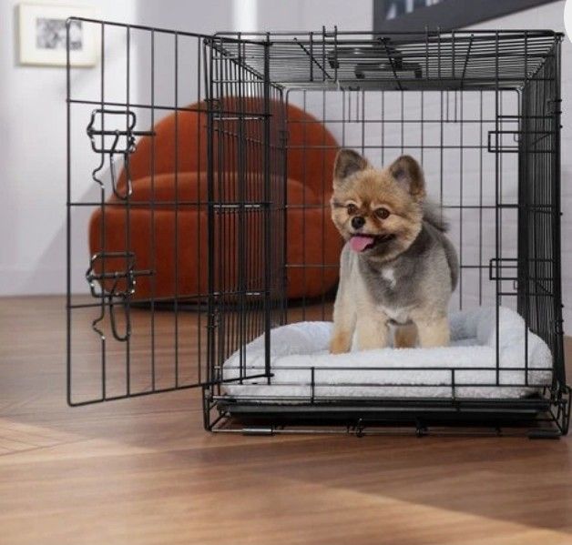 $20 Pet Dog Kennel Cage Or $10 Blue Pet Carrier