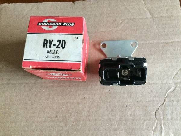 NOS Standard Plus Air Conditioning Clutch Relay Switch RY-20