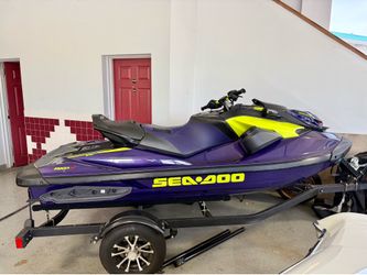 2021 Seadoo RXPX 300 with Brand new Trailer