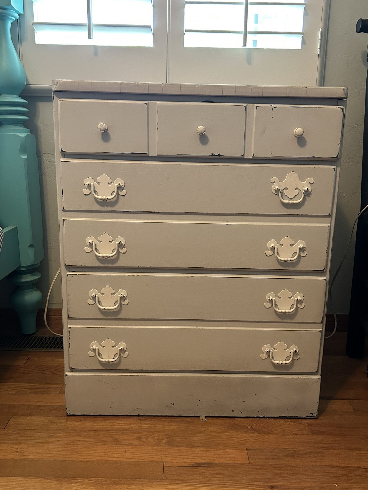 Vintage Small Dresser / Night Stand