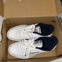 Reebok (AR0457) size 7.5 Men’s/Youth