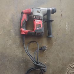 ROTARY HAMMER (MILWAUKEE)