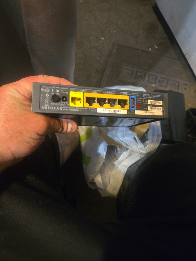 Net gear Router
