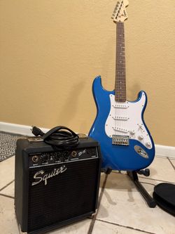 Squier Stratocaster Electric Guitar with SP-10 Amp