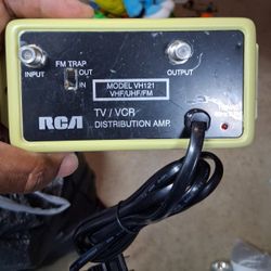 RCA Model VH121 TV/VCR Distribution Amplifier