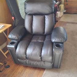 New Massage Chair for sale in Highland Park, CA - $300 (Los Angeles)