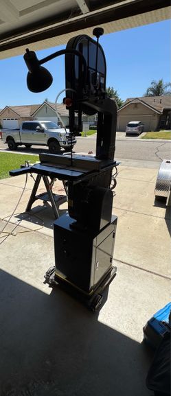 Powermatic Bandsaw